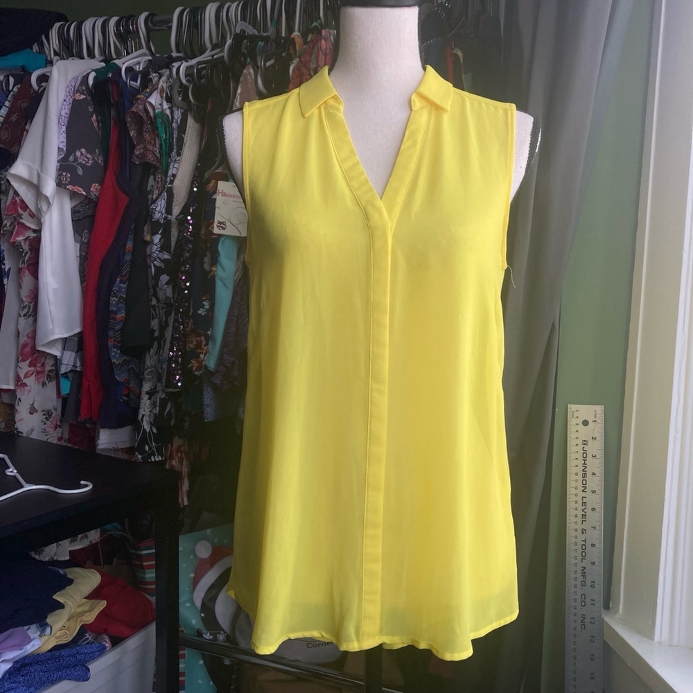 ❤️ 2 for $10 ❤️ Women's H&M Sleeveless Blouse Size 6 bright Yellow